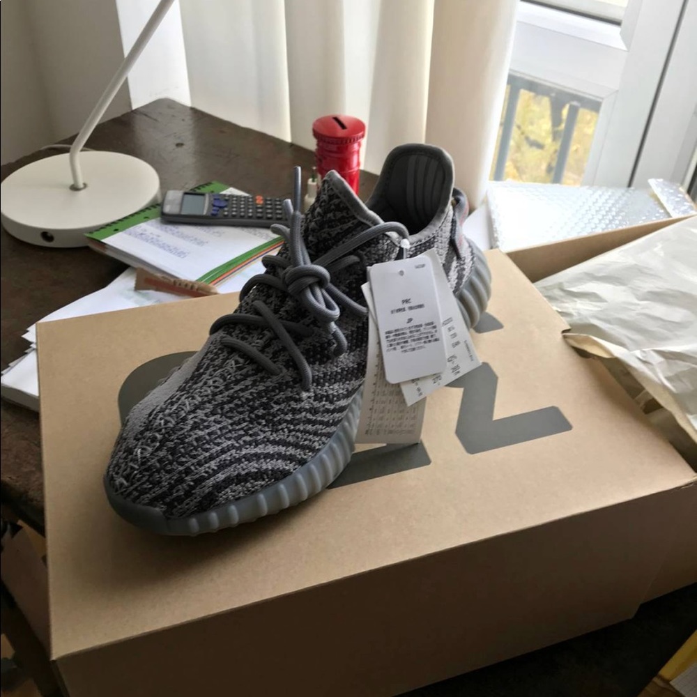 Yeezy boost 350 v2 “beluga”